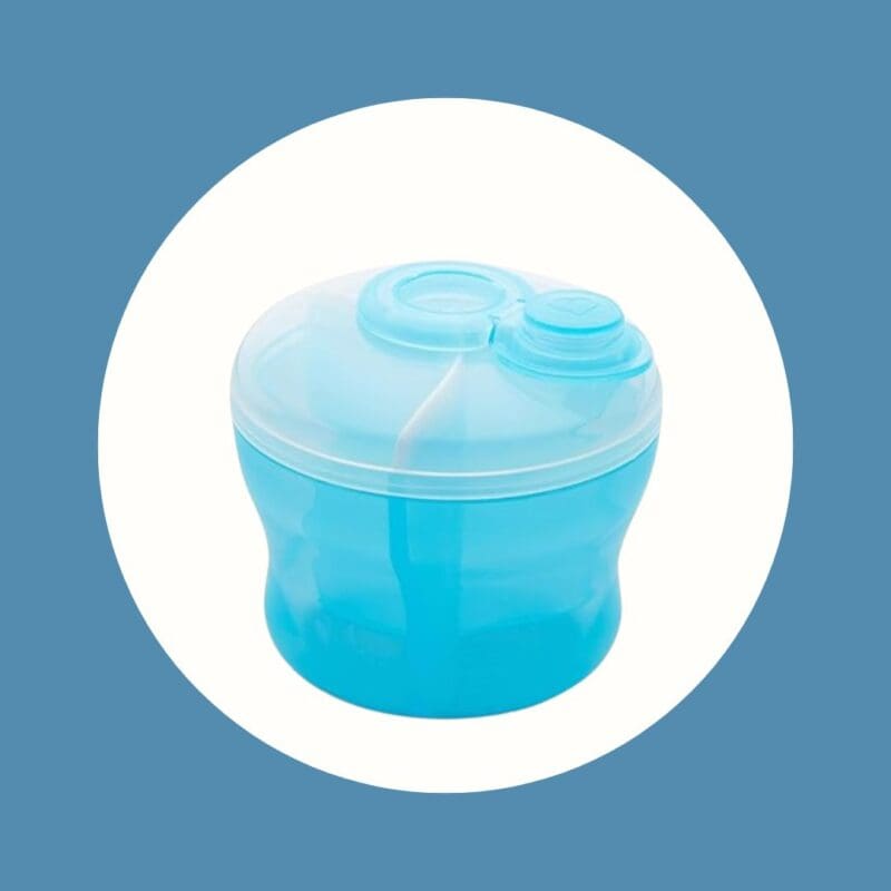 blue container with clear lid